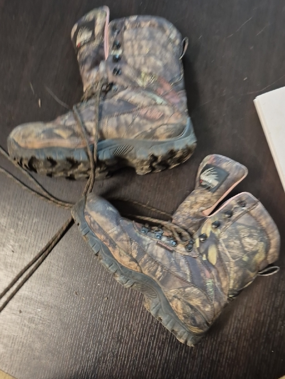 Itasca Women's Camouflage Lace-Up Boots with Pink Trim